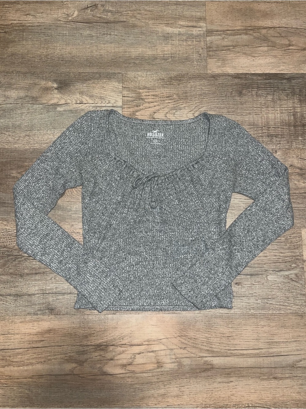 Hollister Gray Ribbed Tie-Front Long Sleeve Top